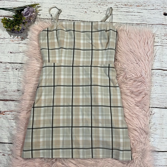 Aritzia Plaid Mini Dress in Beige and White - Picture 1 of 8
